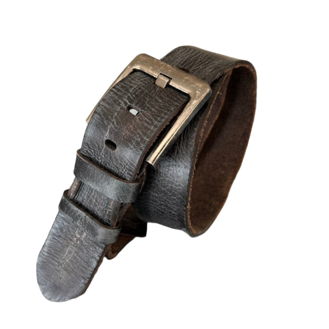 ARICHI Black Handmade Leather Belt – Sleek Polished Genuine Leather for Men and Women, Timeless Classic Design