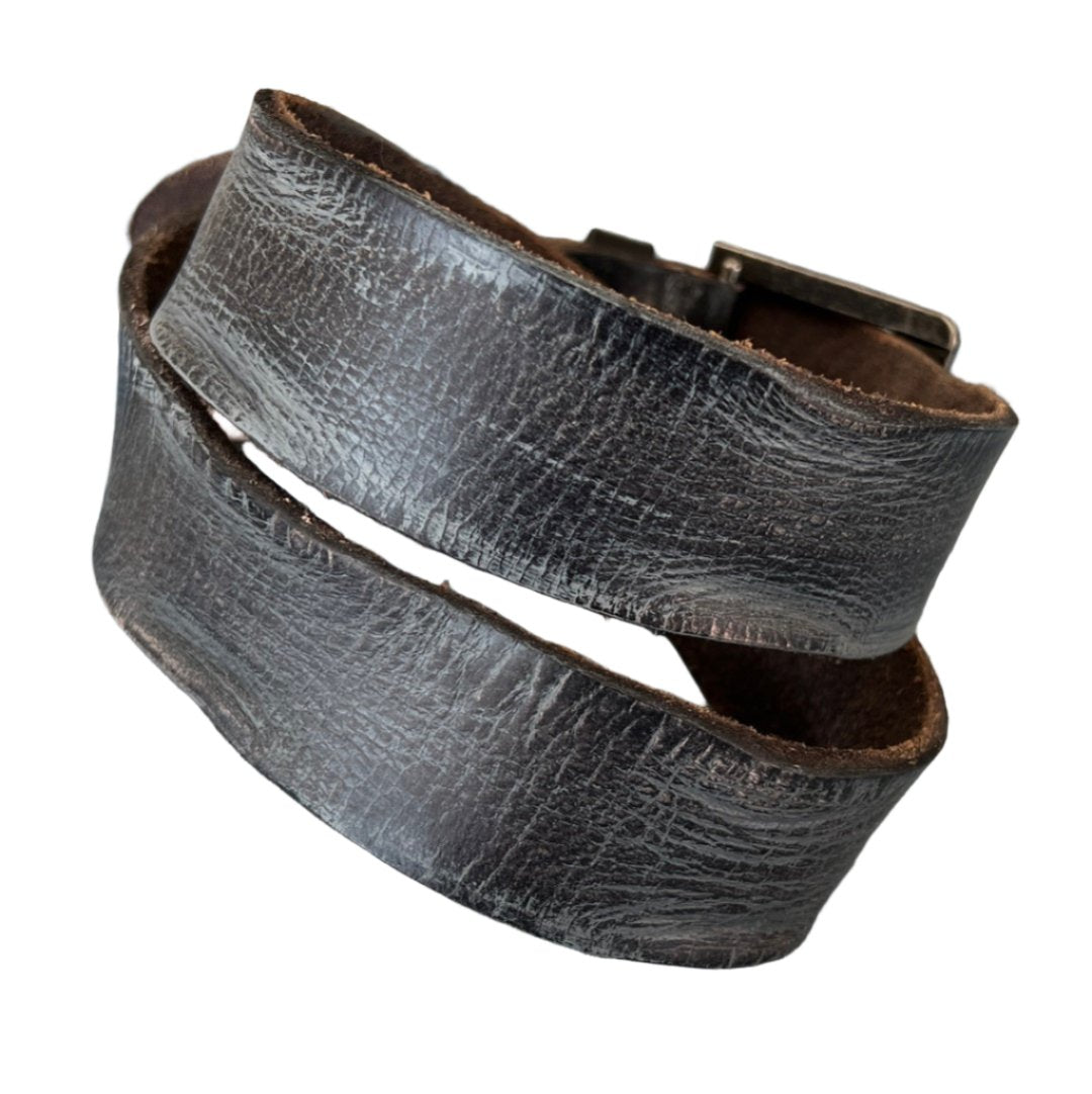 ARICHI Black Handmade Leather Belt – Sleek Polished Genuine Leather for Men and Women, Timeless Classic Design