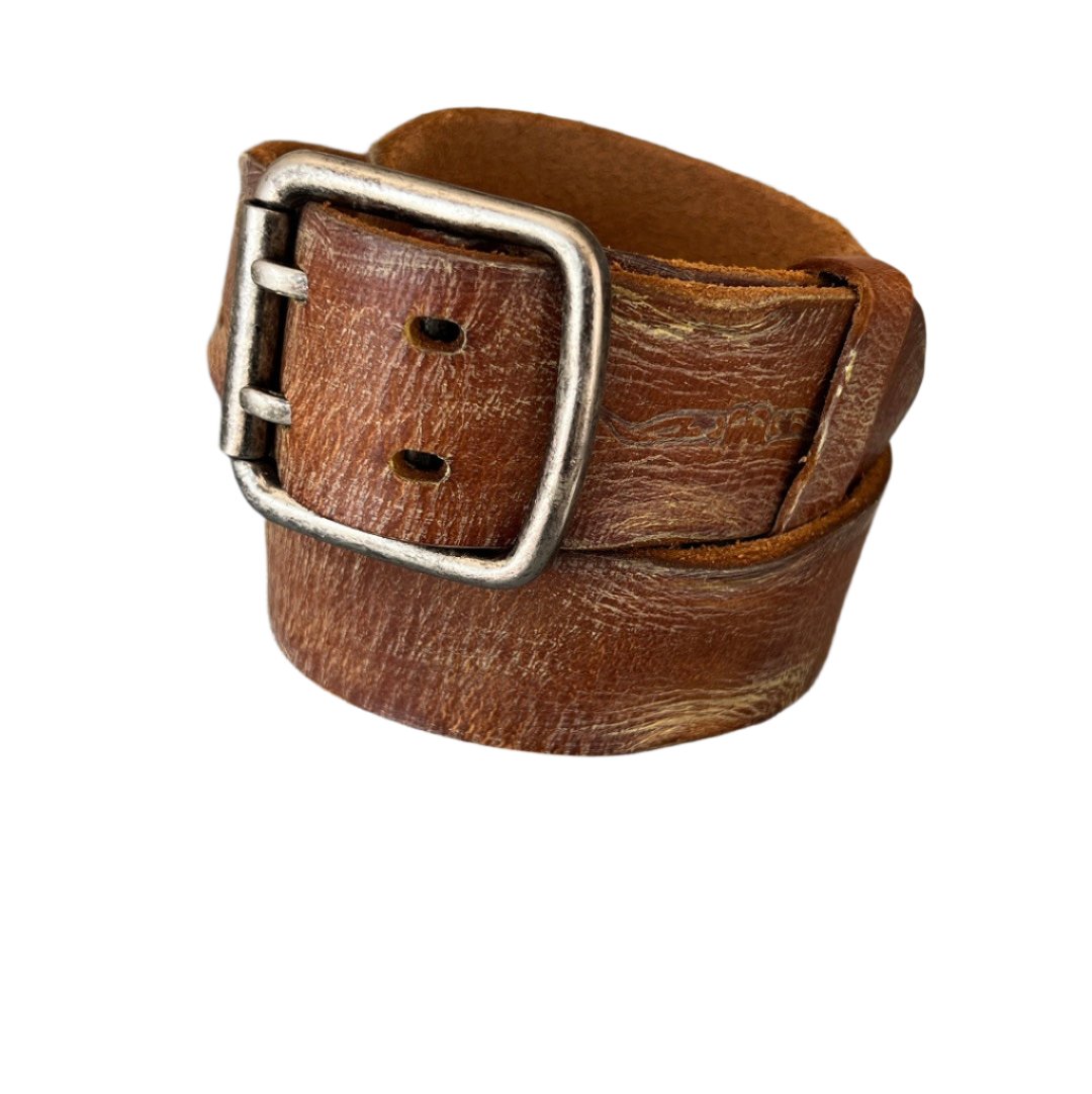 ARICHI Light Brown Leather Belt – Handmade Genuine Leather for Men and Women, Minimalist Design with Elegant Buckle