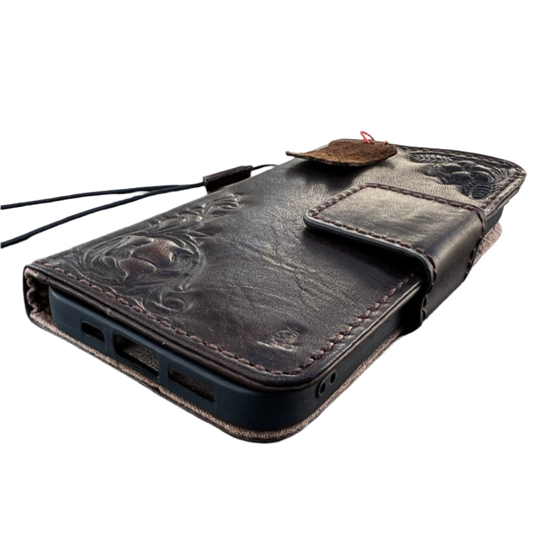ARICHI Handcrafted Brown Leather iPhone Case with Magnetic Closure and Embossed Design – Detachable Magnetic Wallet Cover for iPhone