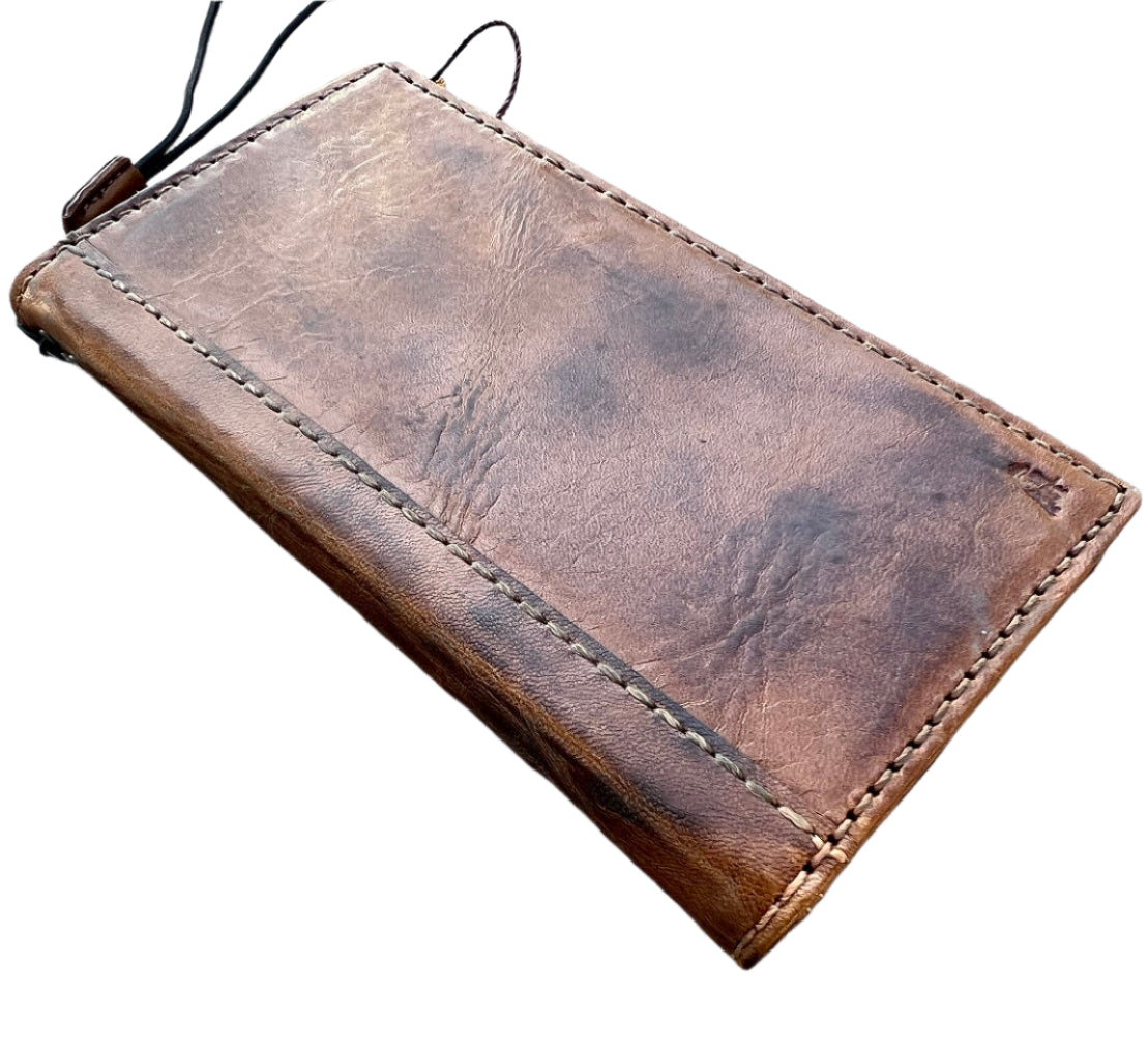 ARICHI Handcrafted Light Tan Leather Pixel Case – Smoked Wax Finish Wallet Cover for Pixel