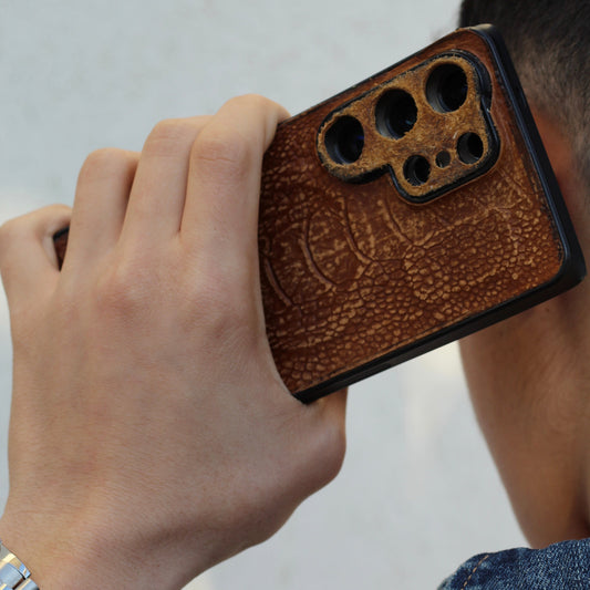 Luxury leather case for Galaxy S26 handmade by ARICHI