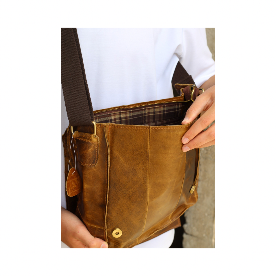 Handmade Crazy Horse Leather Messenger Bag