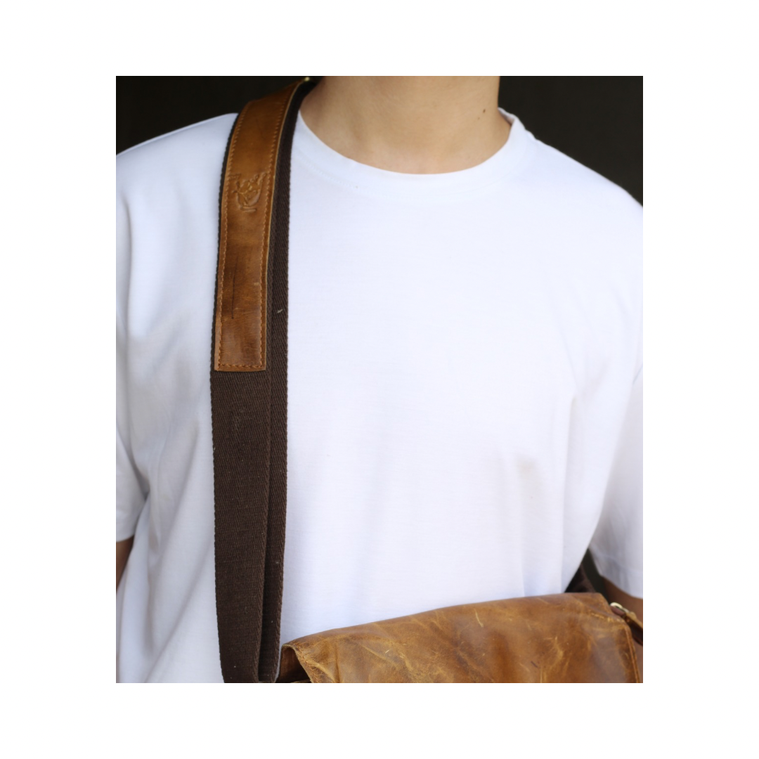 Handmade Crazy Horse Leather Messenger Bag