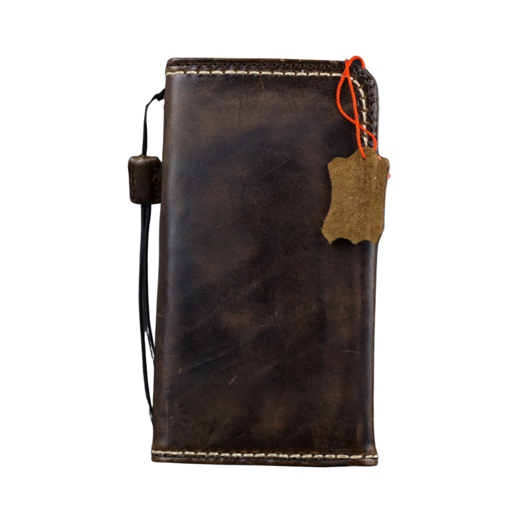 ARICHI Vintage Waxed Leather Apple iPhone Case – Handmade Magnetic Closure Hand-Stitched