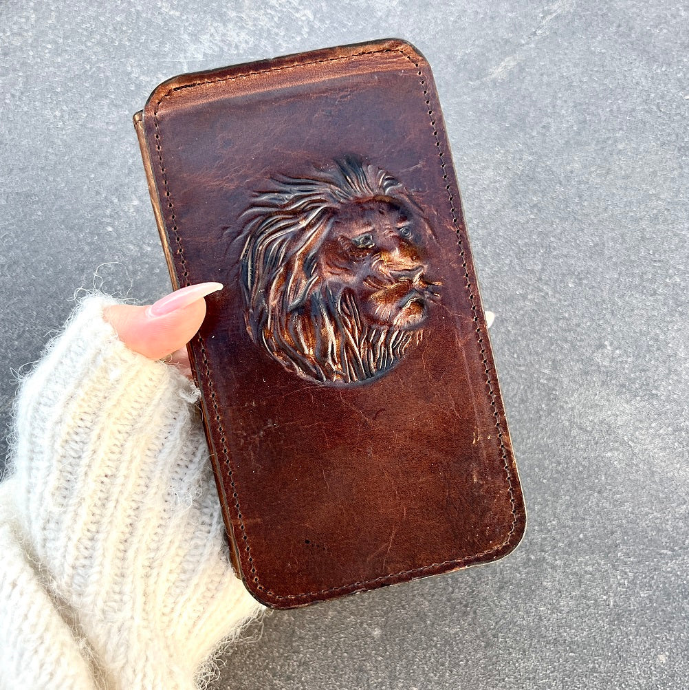 ARICHI Genuine Leather Case For Google Pixel 4 4A 5 5A 6 6A 7 7A 8 Pro Cover 4G 5G Lion Stamping