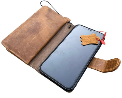 ARICHI Light Leather iPhone Case – Detachable Magnetic Wallet with Extra Card Slots, Handmade